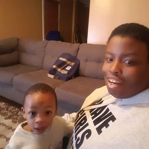 Meet your Posher, Crystal